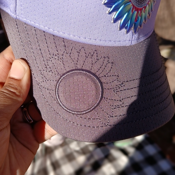 Bonk Golf Headwear. Velvet Hammer. Bill Magnet for Ball Marker. Purple/ Grey - Picture 8 of 8